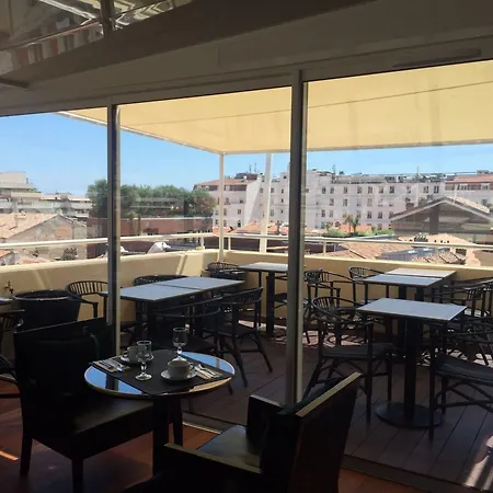 Centre Univers Hotel Cannes