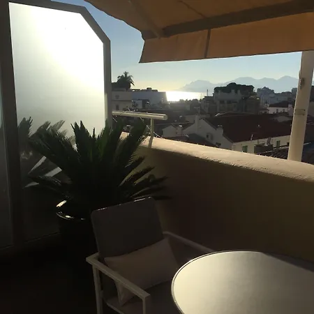 Hotel Centre Univers 4*