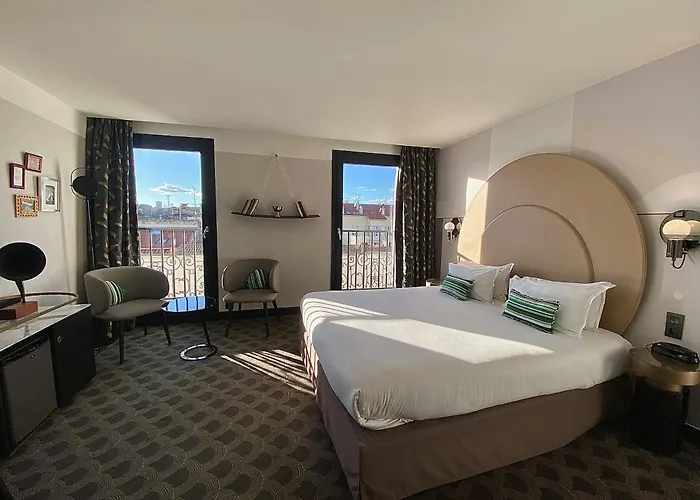 Centre Univers Hotel