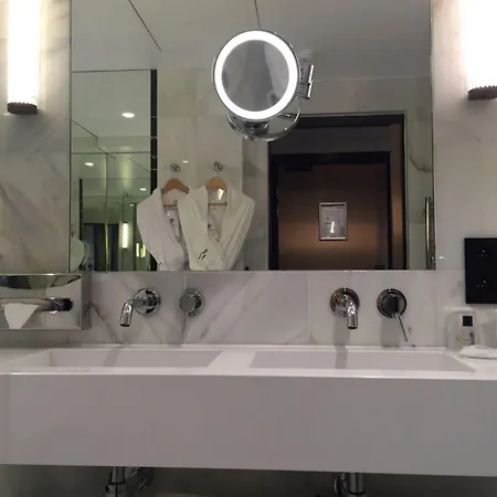 Hotel Centre Univers Cannes