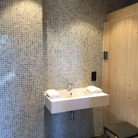 Centre Univers 4* Cannes