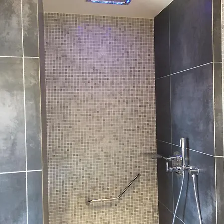 Hotel Centre Univers 4*