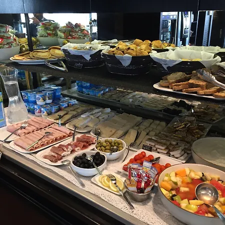 Hotel Centre Univers 4*