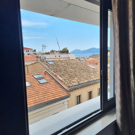 Hotel Centre Univers Cannes