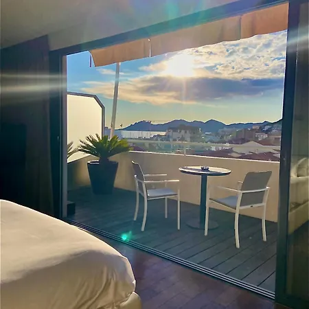 Centre Univers Hotel Cannes