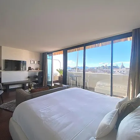 Centre Univers Hotel Cannes