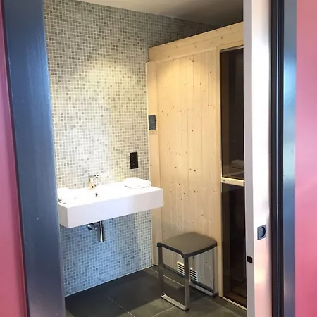 Centre Univers Hotel Cannes