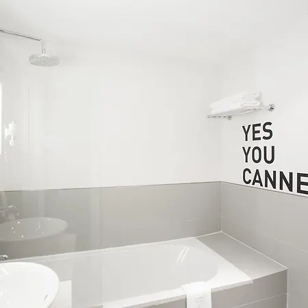 Centre Univers Hotel Cannes