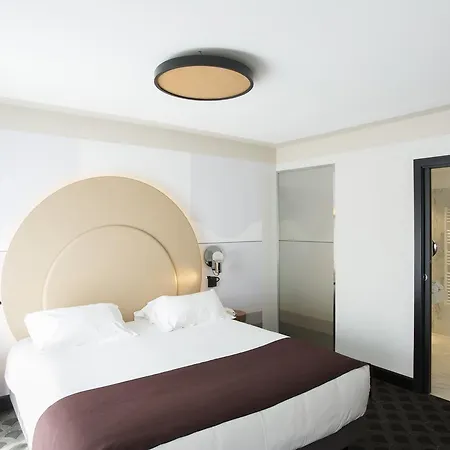 Centre Univers 4* Cannes