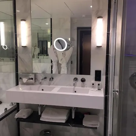 Centre Univers Hotel Cannes