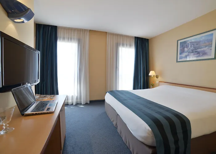 Hotel Centre Univers Cannes