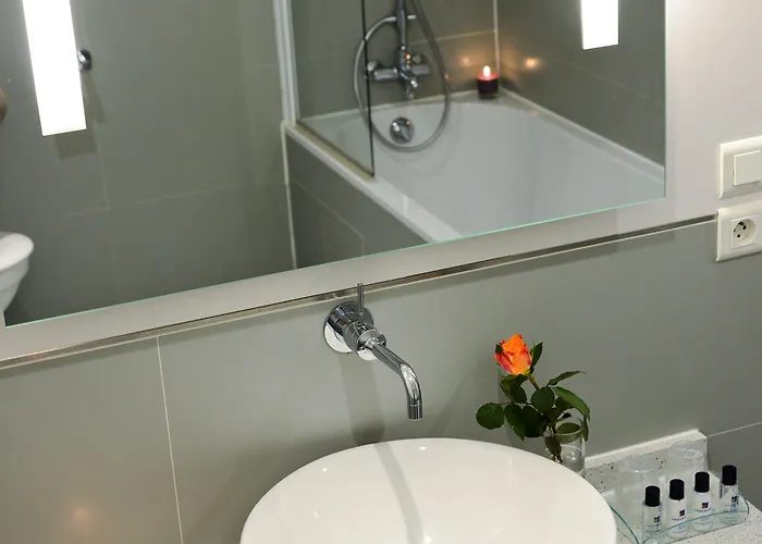 Hotel Centre Univers Cannes