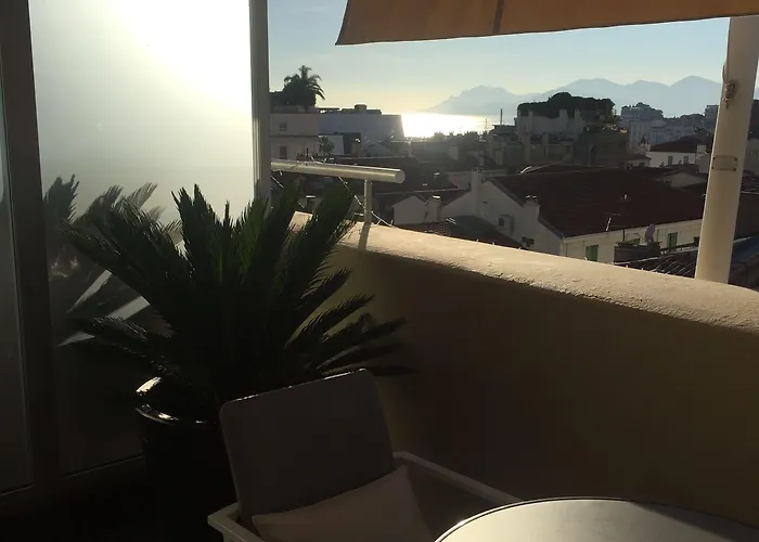 Hotel Centre Univers 4*