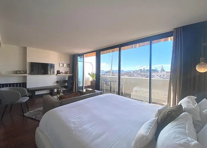 Centre Univers Hotel Cannes