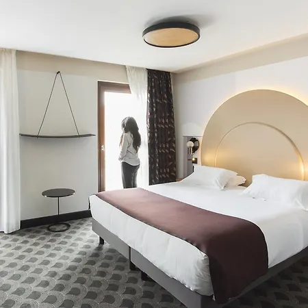 Hotel Centre Univers Cannes