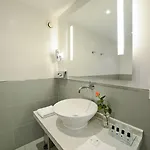 Centre Univers 4*