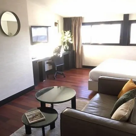 Szálloda Centre Univers 4*